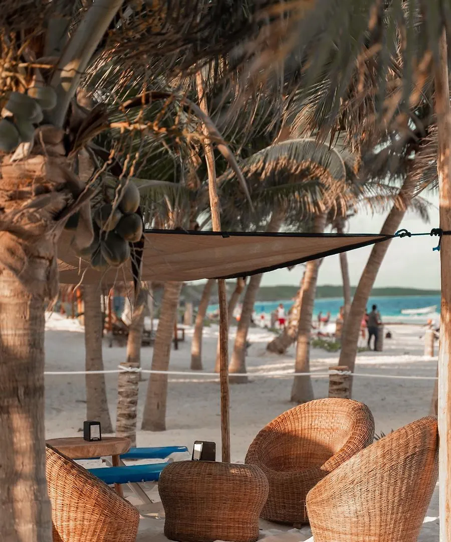 Alito Tulum Hotel 4*,
